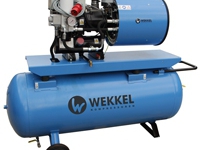 Винтовой компрессор Wekkel AD 7,5-10-270 
