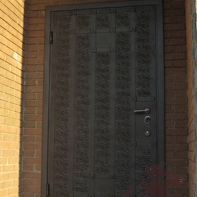 Двери Уличные