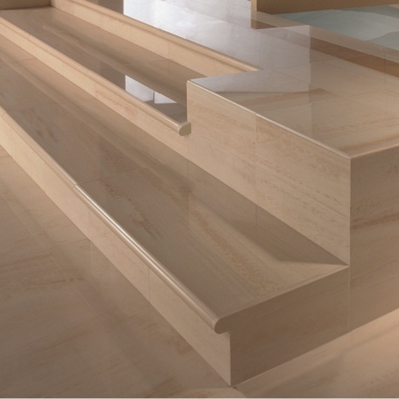 Сезонная АКЦИЯ!Ступени испанские монолитные из керамогранита серии VENATTO PULIDO. 