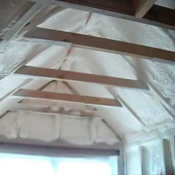 Утепление мансардной и скатной крыши дома  изнутри